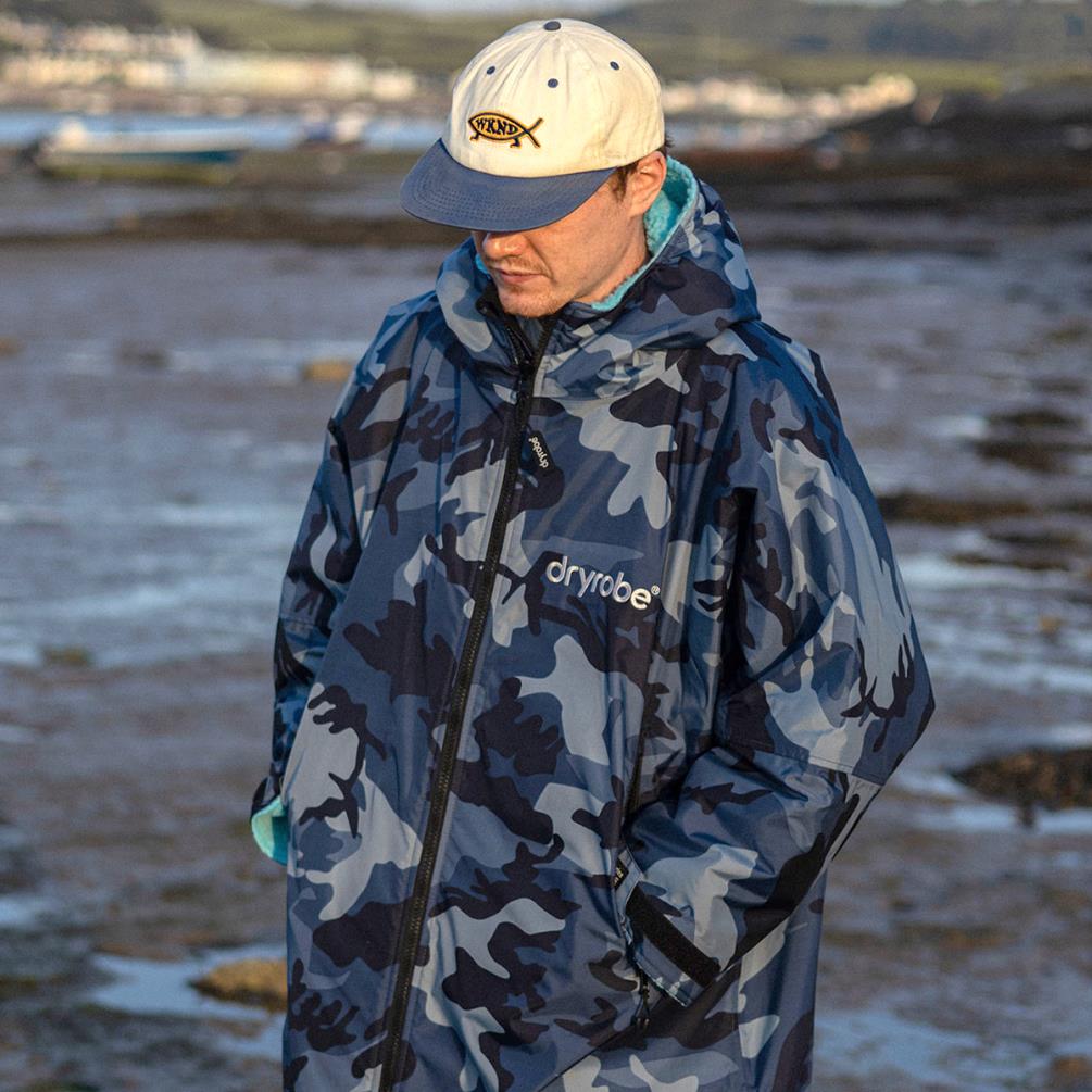 dryrobe Advance Long Sleeve Changing Robe - Blue Camo / Blue Extra Image 9